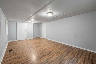 122 Collins Rd in Cedartown, GA - Building Photo - Building Photo