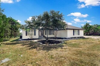 13201 N Ridge Cir in Leander, TX - Building Photo - Building Photo