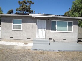 6776 Wunderlin Ave in San Diego, CA - Building Photo