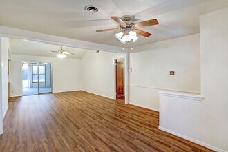 7739 Kensico Rd in Houston, TX - Building Photo - Building Photo