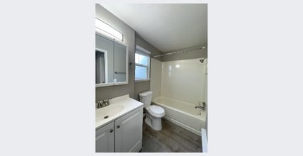 1025 Neil St NE in Olympia, WA - Building Photo - Building Photo