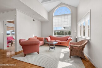 11 Garfield Terrace in Long Branch, NJ - Building Photo - Building Photo