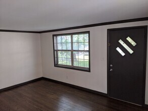 3822 Redding Rd in Red Bank, TN - Foto de edificio - Building Photo