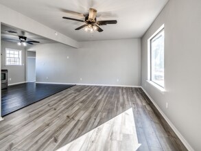 101 192nd Ave SE in Norman, OK - Foto de edificio - Building Photo