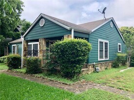 4510 Red River St in Austin, TX - Building Photo