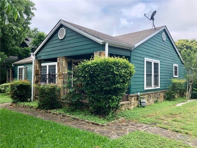 property at 4510 Red River St