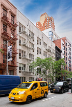 450 W 58th St in New York, NY - Building Photo - Building Photo