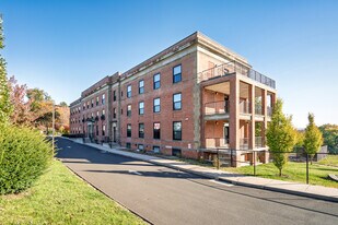 170 Ridge Rd in Wethersfield, CT - Building Photo
