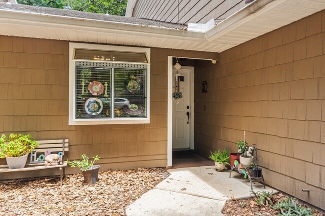 property at 811 SW 50th Way