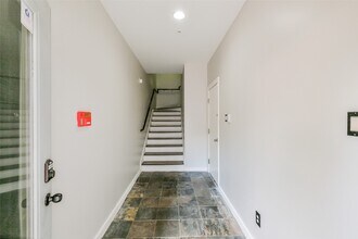 5710 Winsome Ln in Houston, TX - Building Photo - Building Photo