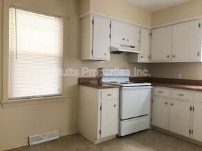 1938 Shade Ave in Florence, AL - Building Photo - Building Photo