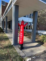 3000 W Kellogg Dr, Unit 206 in Wichita, KS - Building Photo