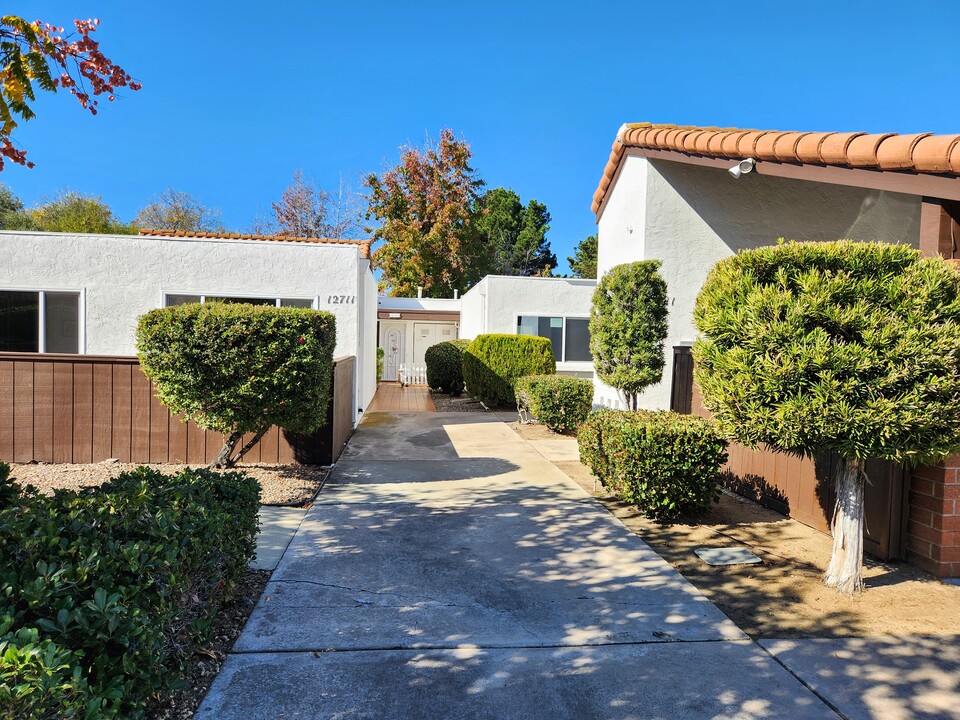 12711 Caminito Cancion, Unit 126 in San Diego, CA - Building Photo
