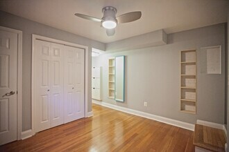 2129 1st St NW in Washington, DC - Foto de edificio - Building Photo