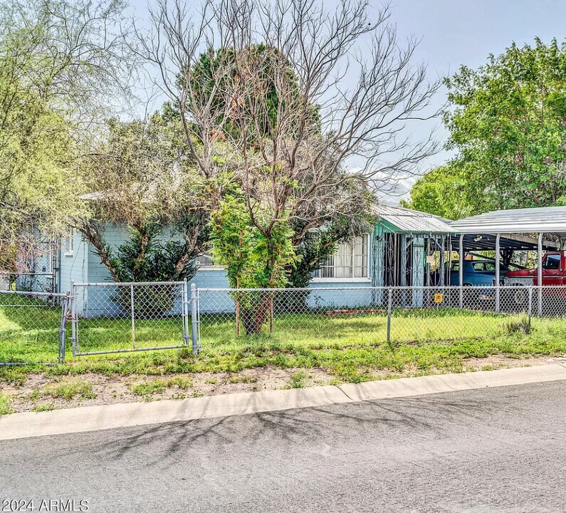 3919 N 15th St in Phoenix, AZ - Foto de edificio