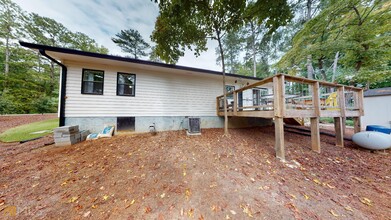 1137 Magnolia Dr in Villa Rica, GA - Building Photo - Building Photo