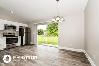 1201 NE 19th St in Cape Coral, FL - Building Photo - Building Photo