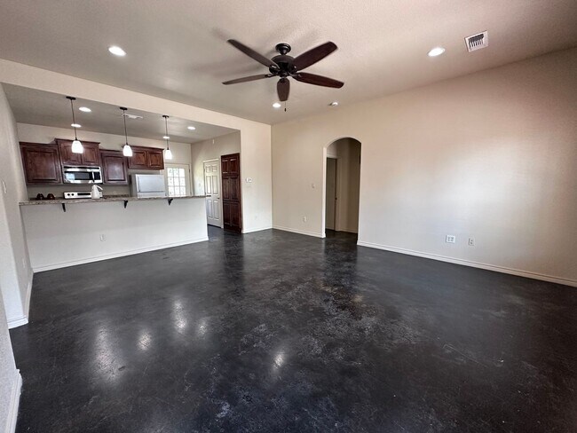 2710 S 4th St in Waco, TX - Building Photo - Building Photo