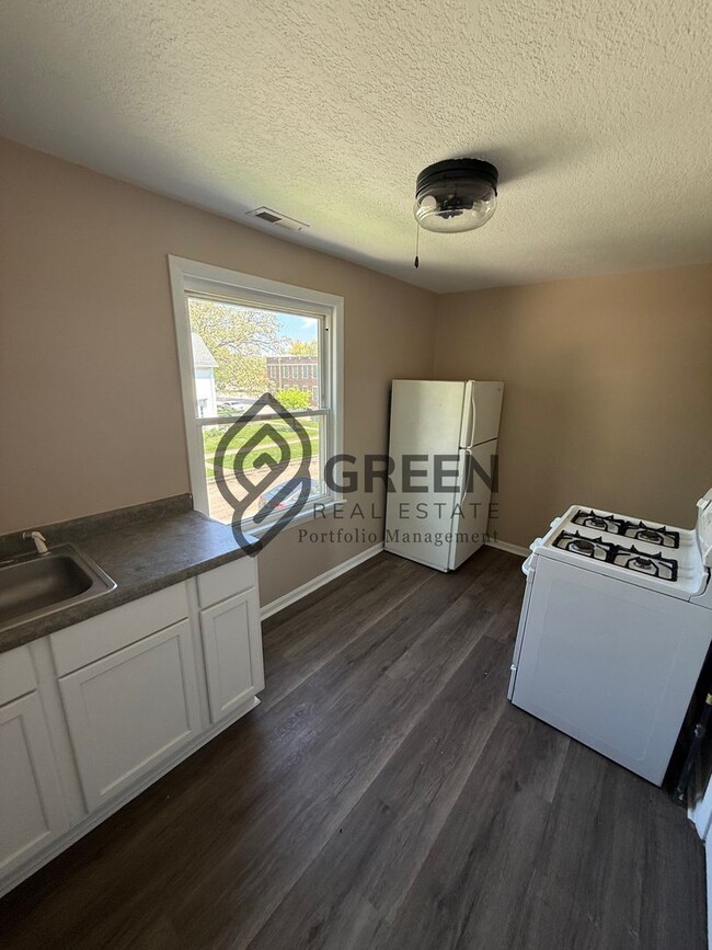322 W Merchant St in Kankakee, IL - Building Photo - Building Photo
