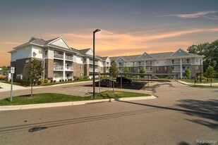 1957 S Telegraph Rd in Bloomfield Hills, MI - Building Photo