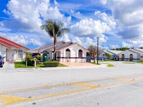8143 SW 160th Ave in Miami, FL - Building Photo - Building Photo