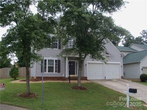 7405 Wapiti Ct in Charlotte, NC - Building Photo - Building Photo