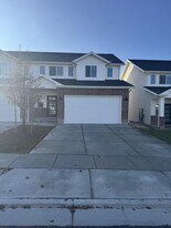 259 E 1500 N St in Harrisville, UT - Building Photo