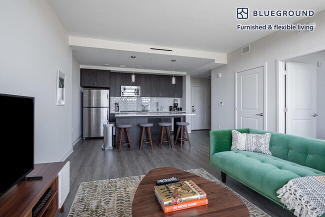 7480 Birdwood Ave in Tysons, VA - Building Photo - Building Photo