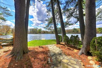 10 Old Pinewood Trail in Trumbull, CT - Building Photo - Building Photo