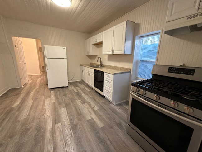 property at 18933 Main St