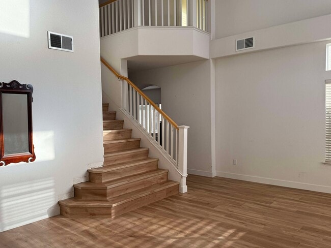 25 Driftwood Ct in Pacifica, CA - Building Photo - Building Photo