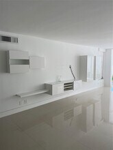 4280 Oaks Terrace in Pompano Beach, FL - Building Photo - Building Photo