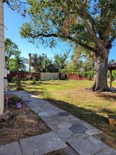 630 34th Ave S-Unit -UNIT#B in St. Petersburg, FL - Building Photo - Building Photo