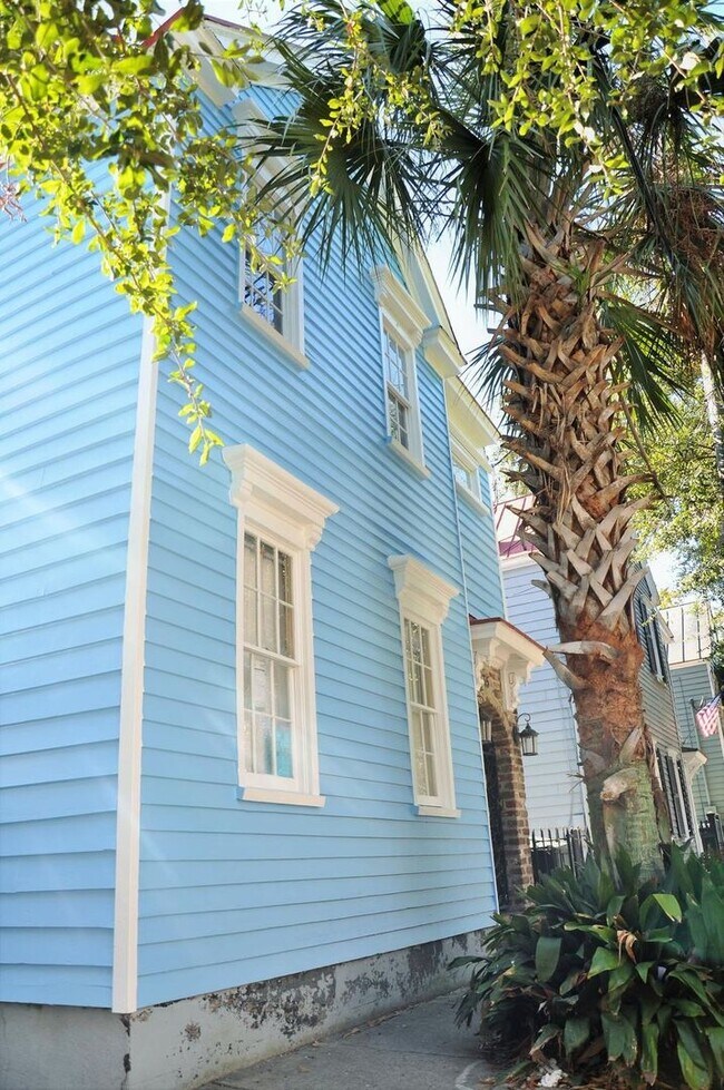 35 Bogard St in Charleston, SC - Building Photo - Building Photo
