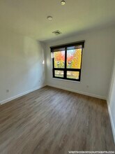 199 Gardner St in Boston, MA - Foto de edificio - Building Photo