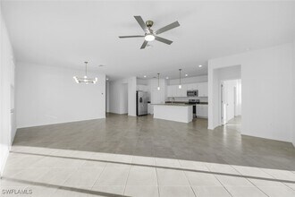 3928 Sweet Alyssum Ter in Alva, FL - Building Photo - Building Photo