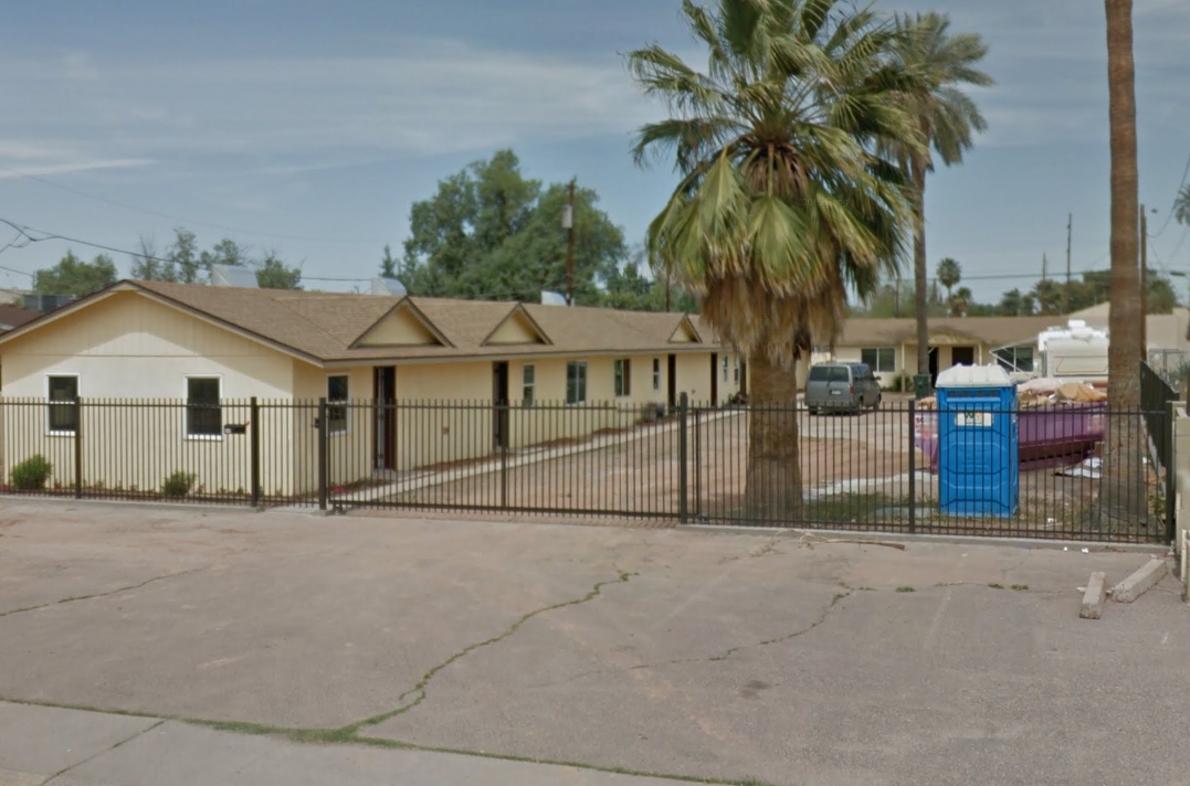 840 E Turney Ave in Phoenix, AZ - Building Photo