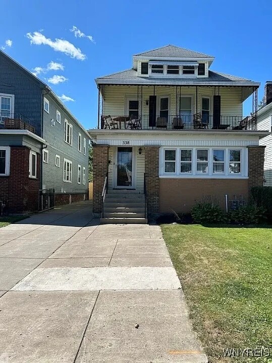 338 N Park Ave in Buffalo, NY - Foto de edificio