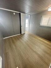 8861 Live Oak Ave in Fontana, CA - Building Photo - Building Photo