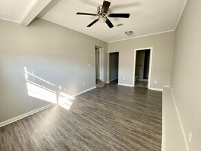 1302 N Maple St in Searcy, AR - Building Photo - Building Photo