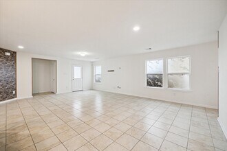 16343 Oakside Hollow Ln in Houston, TX - Building Photo - Building Photo