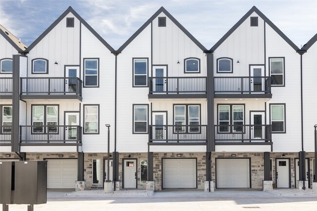 property at 2519 Washington St