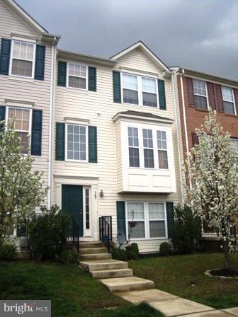 307 Kestrel Dr in Belcamp, MD - Foto de edificio