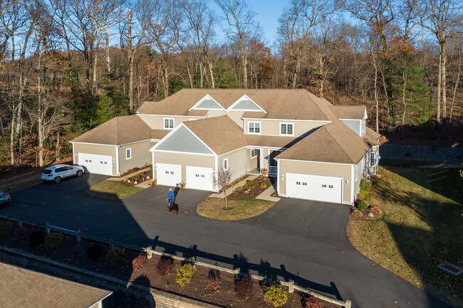 Ridgeview Village in Southington, CT - Building Photo - Building Photo