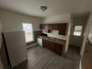 917 King St, Unit 917 in La crosse, WI - Building Photo - Building Photo