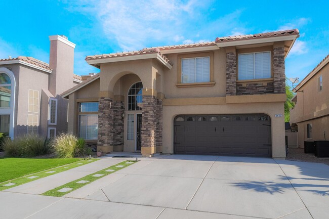 2422 Antler Point Dr in Henderson, NV - Building Photo - Building Photo