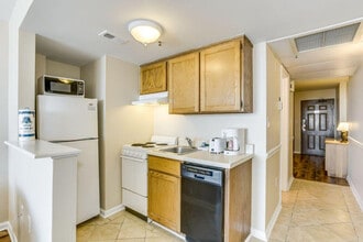 2310 N Ocean Blvd in Myrtle Beach, SC - Building Photo - Building Photo