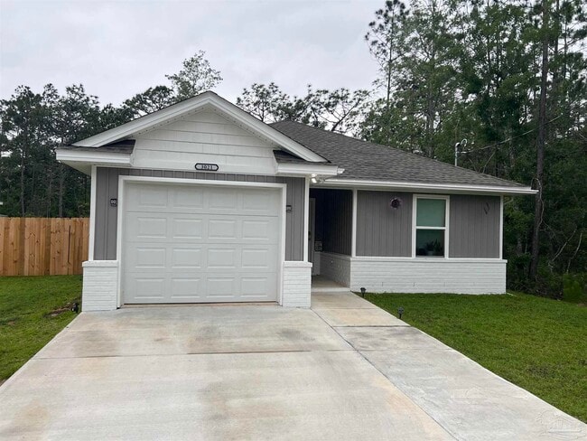 property at 3021 N 36th Ave