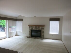 11216 SE 313th Pl in Auburn, WA - Building Photo - Building Photo