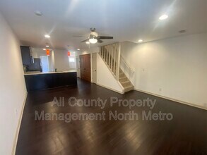 1587 Springleaf Point SE in Smyrna, GA - Building Photo - Building Photo